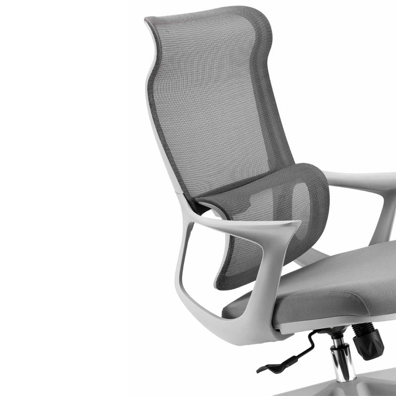 M15 Chair - Image 15