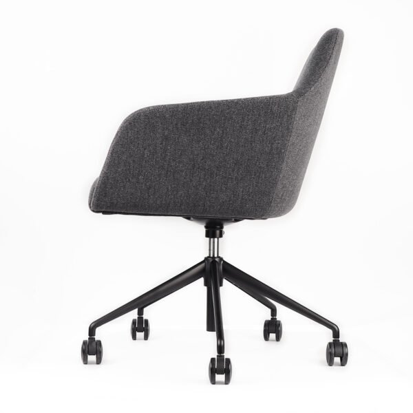 LE01 Chair