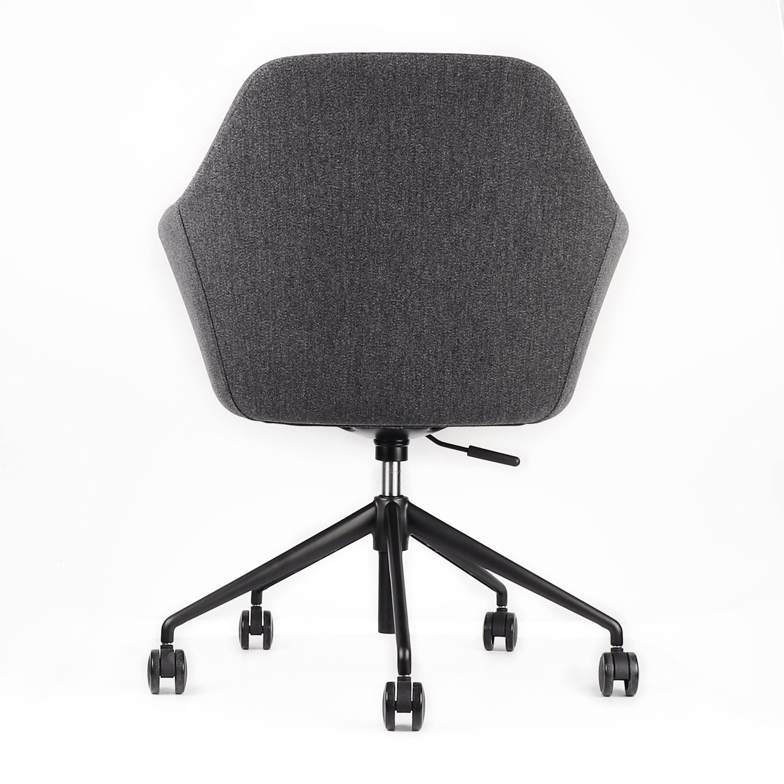 LE01 Chair - Image 13